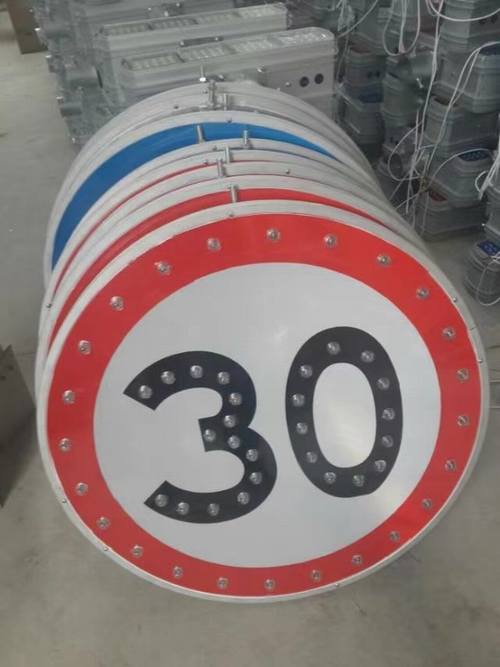 标识标牌按功能可分为哪些类型 不同类型适用什么场景